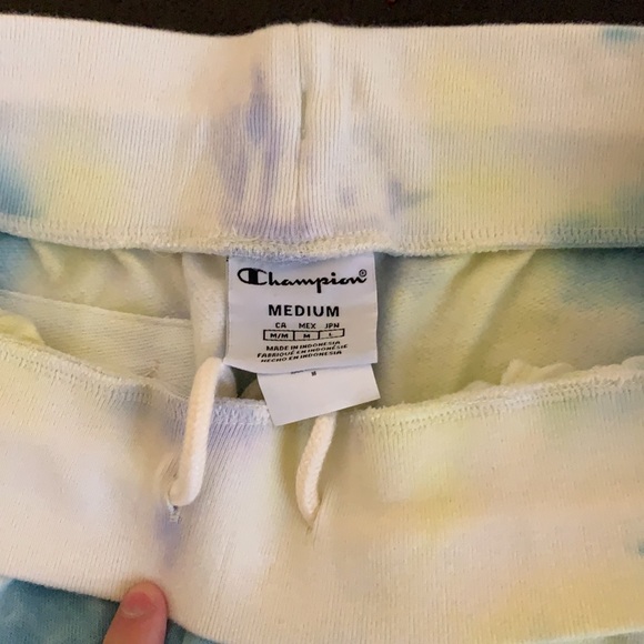 Champion Garment Dye Sweat Shorts - Picture 4 of 5